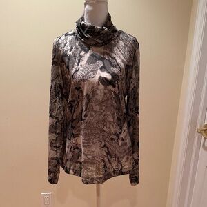 White House Black Market Black and Green Camouflage Mesh long sleeve turtleneck
